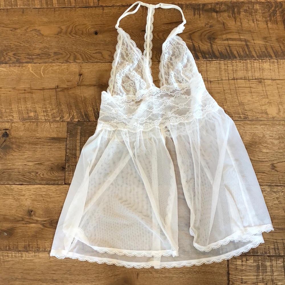 Lacey white Victoria secret top